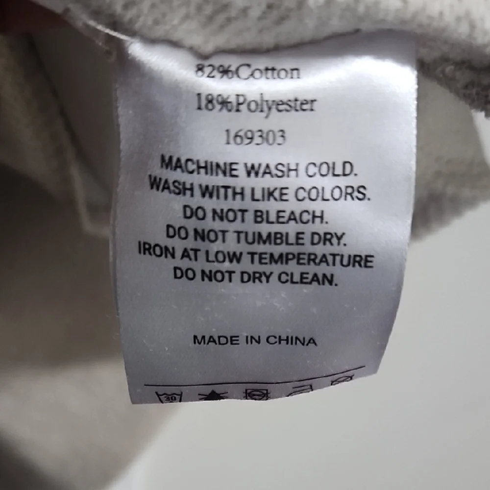 Cozy Oversized Two Tone Turtleneck Sweater With Pockets - Picture 9 of 10